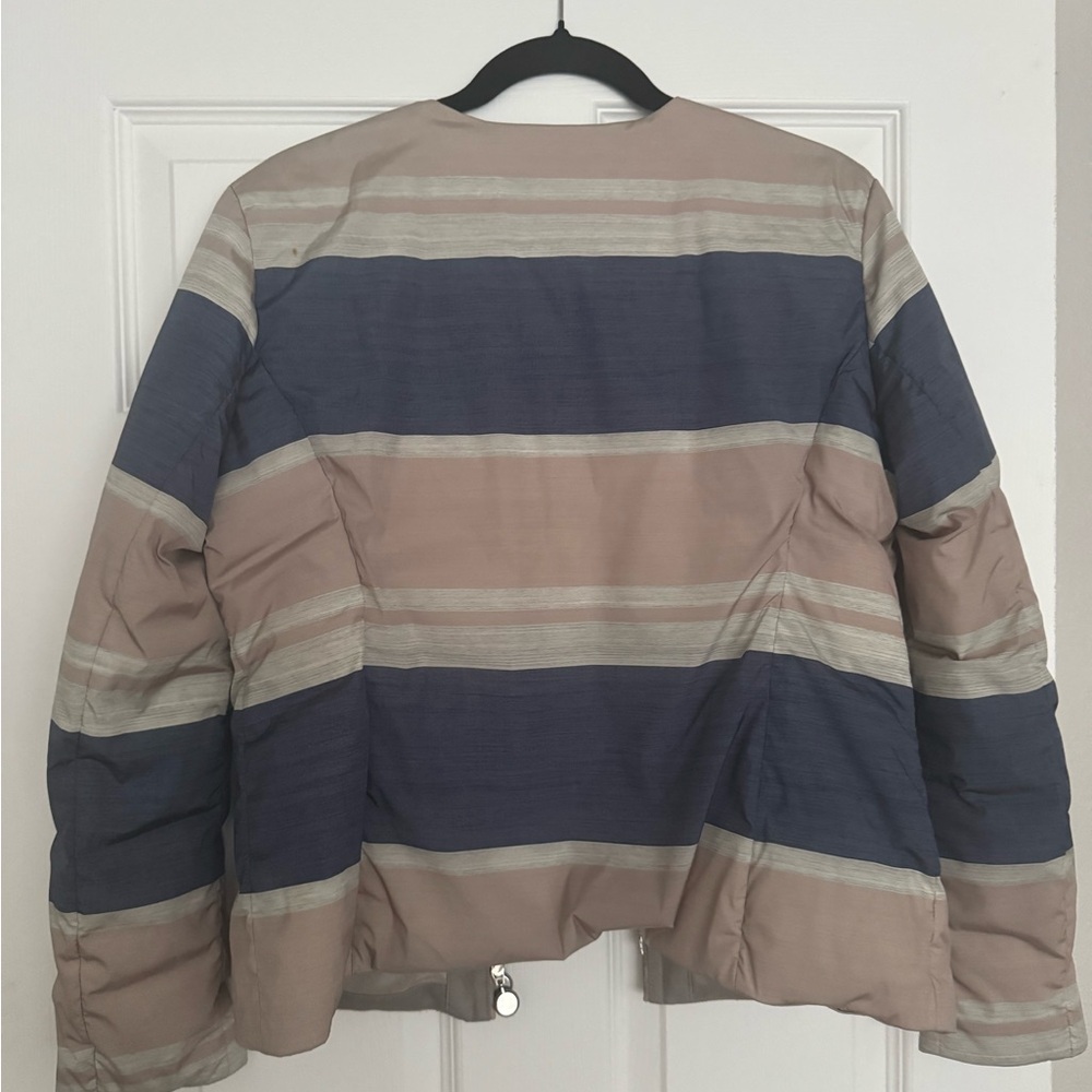 Striped Puffer Jacket - Picture 4 of 7